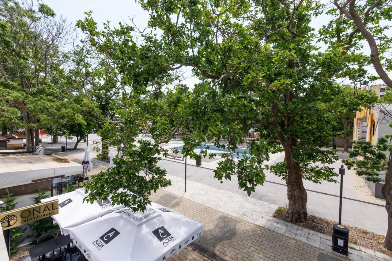 Onal Boutique Hotelier Mamaia Exterior photo