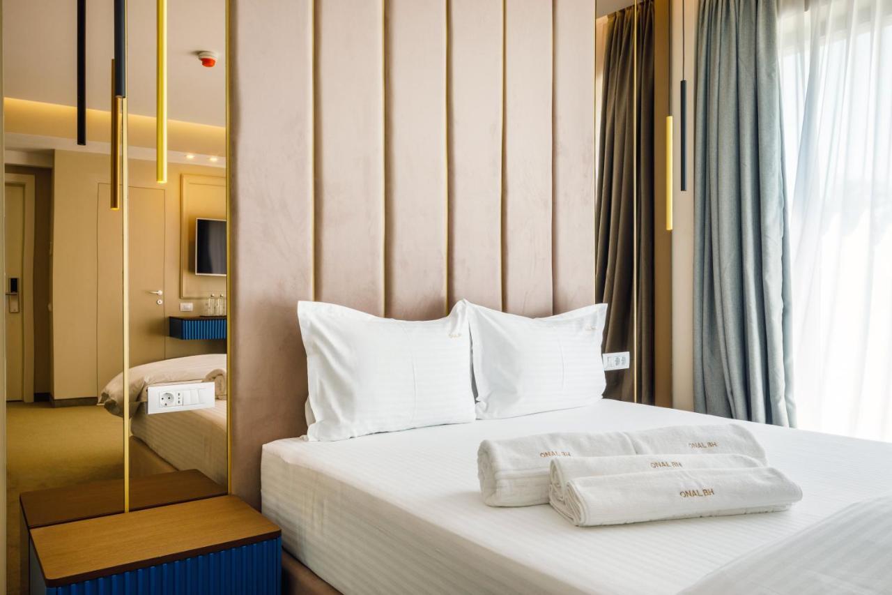 Onal Boutique Hotelier Mamaia Exterior photo